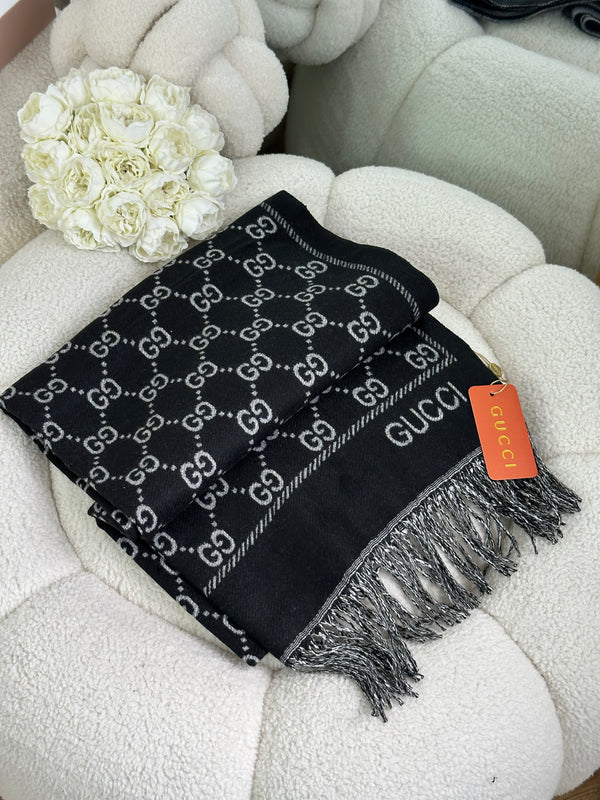 سكارف جوتشي وجهين اسود وسكني🖤