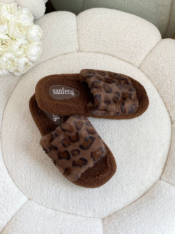 بابوج نمري فرو بني 🤎