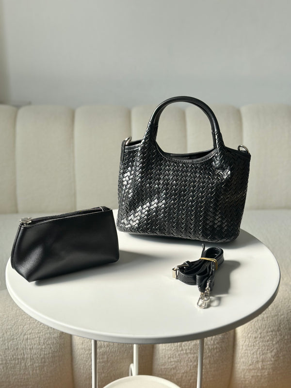 حقيبة جلدية مع حزام وجزدان اضافي قاعدة 25سم🖤