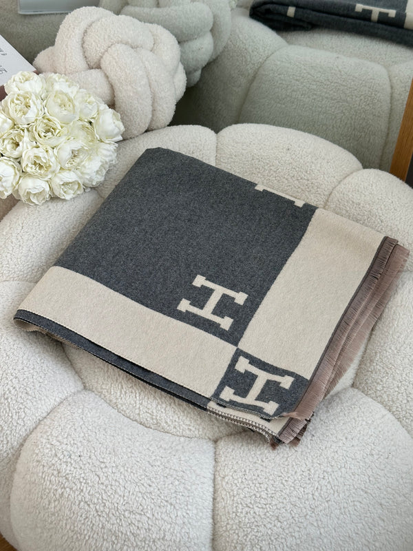 سكارف هيرميز 🩶