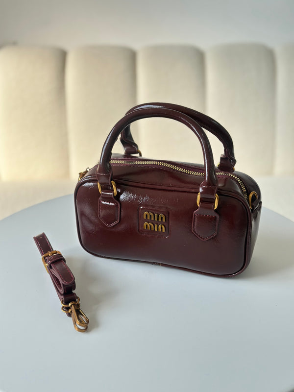 حقيبة بديلة ميو ميو لامع مع حزام قاعدة 21سم♥️