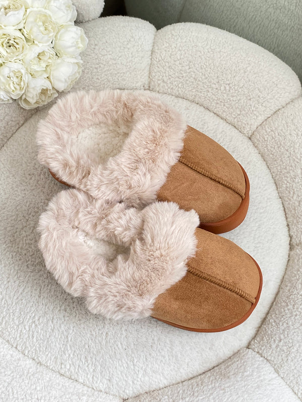 بابوج مسكر مخمل ومن جوا مبطن وفرو🧡