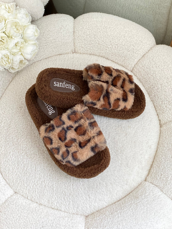 بابوج نمري فرو بيج🙂‍↔️