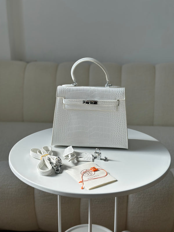 حقيبة كيلي هيرميز ابيض قاعدة 27سم