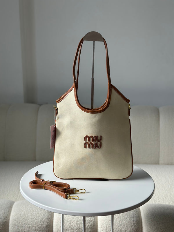 حقيبة ميو ميو مع حزام قاعدة 29سم