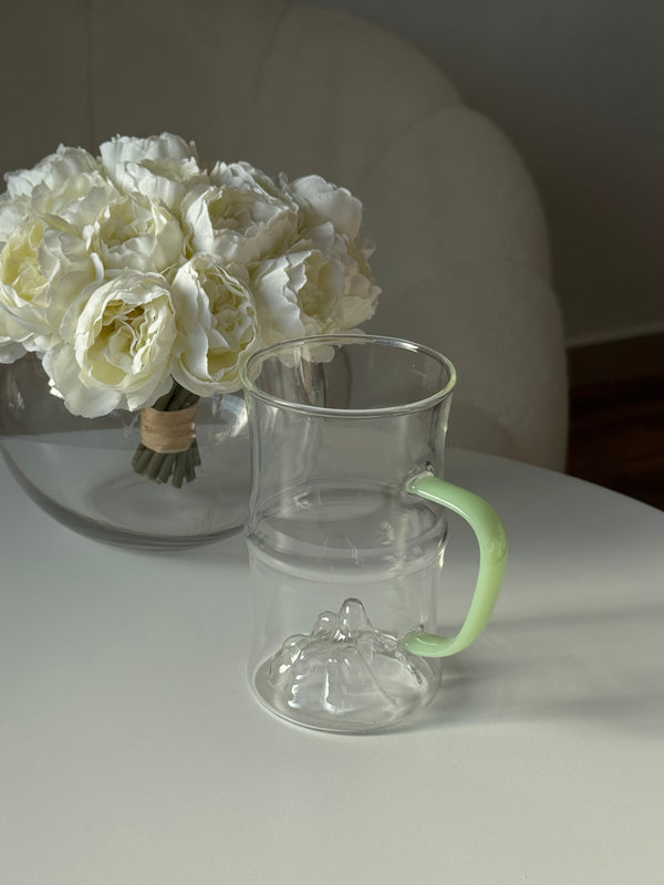 مج شفاف سادة أرضية مميزة مع يد أخضر