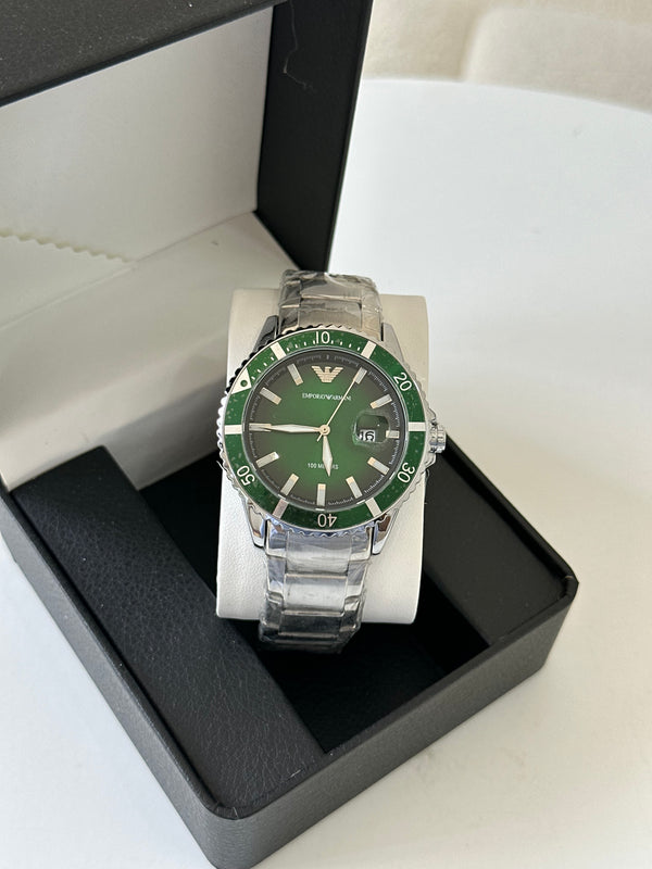 ساعة امبوريو رجالية فضي أرضية أخضر مع تاريخ لا يعمل