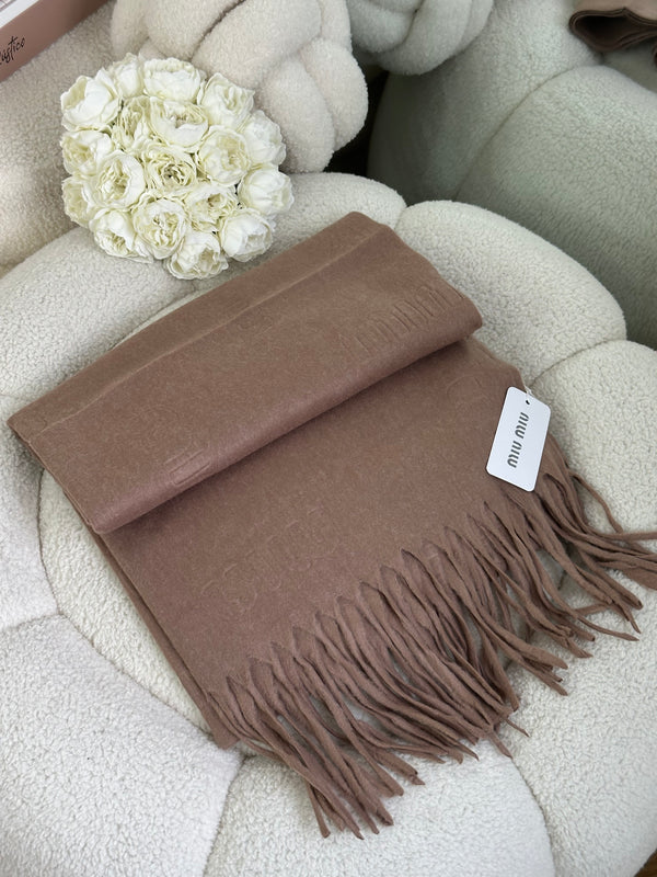 سكارف ميو ميو وجه واحد بني🤎