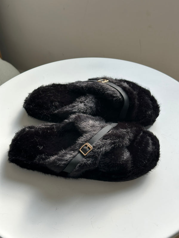 بابوج فرو شكل كروس