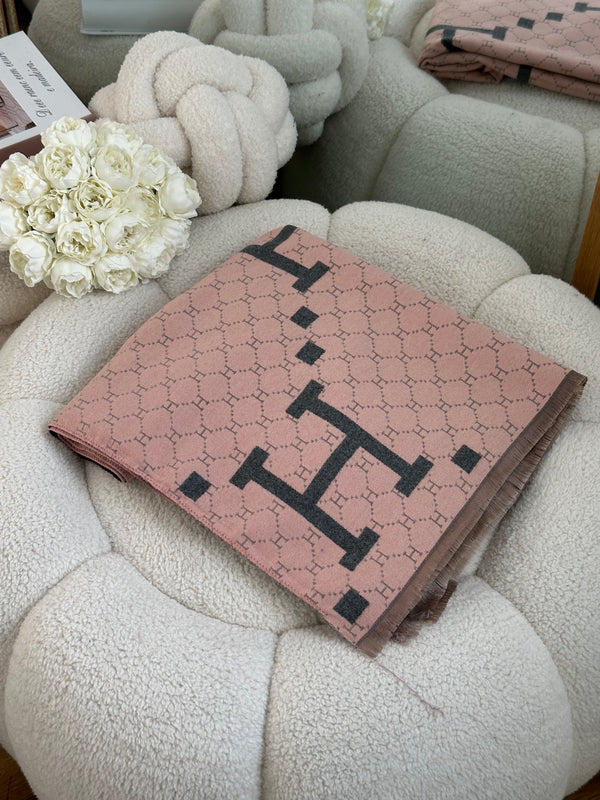 سكارف هيرميز وجهين 💕